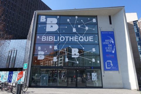 Façade de la Bibliothèque de la Part-Dieu à Lyon