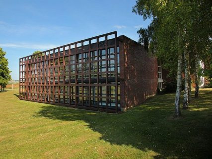 Façade extérieure de la bibliothèque départementale du Calvados